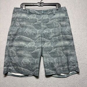 Huk Fishing Performance Shorts Men's Size 34x10 Gray Fish Print Athletic Casual